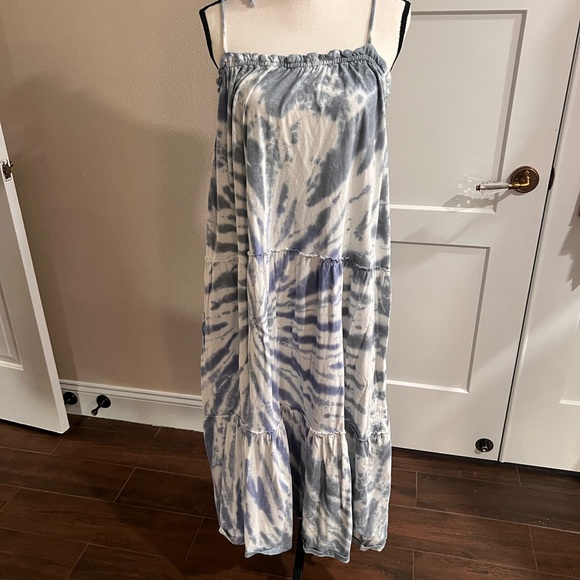 Lucky Brand Dresses & Skirts - Lucky Brand Blue White Tie-Dye Maxi Dress Boho Tiered Large
